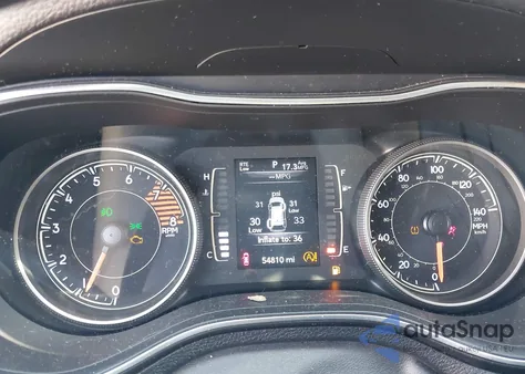 2019 Jeep Cherokee Latitude Fwd из США, поврежденный, VIN 1C4PJLCXXKD353783